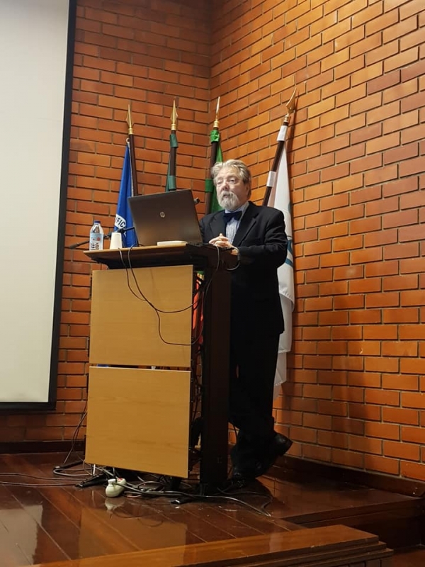 &quot;Conversas antes do almoço&quot;